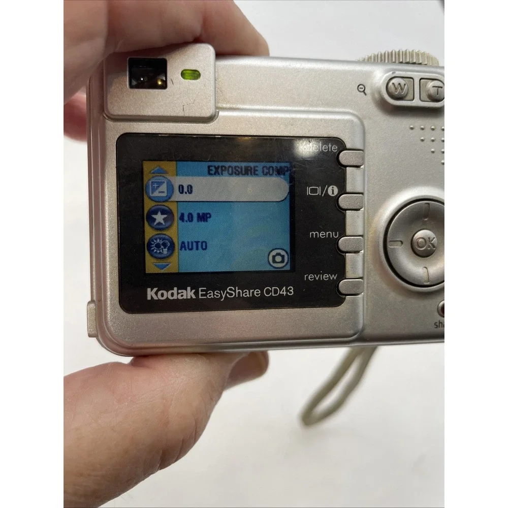 Kodak EasyShare CD43 4MP CCD Digicam Digital Camera + 2AA's  - Tested!